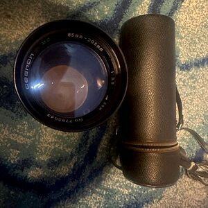 📷 Vintage Camera Lenses & Case. 85mm-205mm